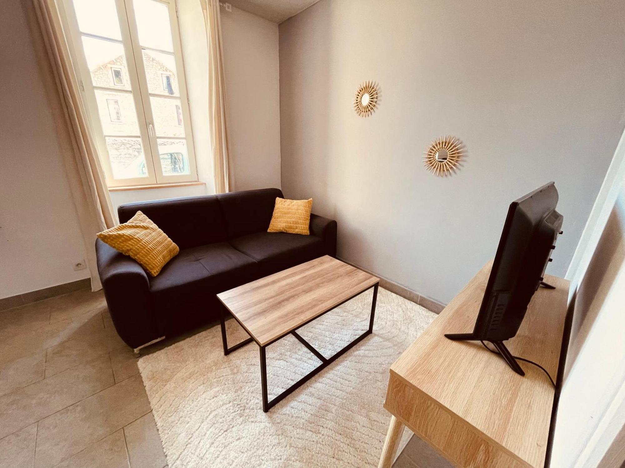 Apartment Albuconis 2